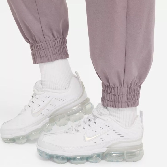 Nike Women's Sportswear Swoosh High-Rise Pants - Picture 4 of 7